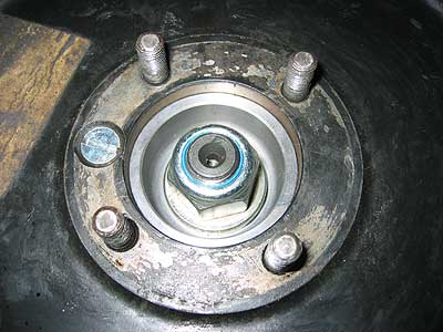 land rover lt230 rear hand brake drum